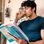 saket gokhale height