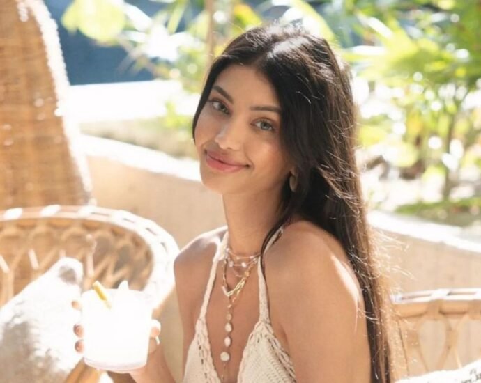 Alanna Panday Age