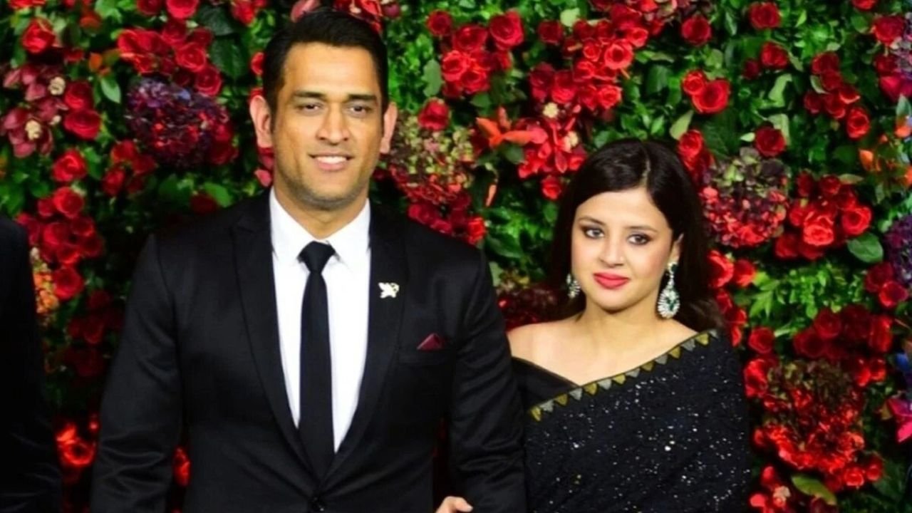 Sakshi Dhoni Age
